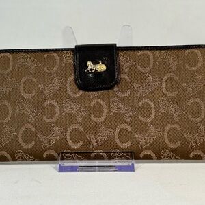 CELINE monogram kiss lock‎ wallet EUC